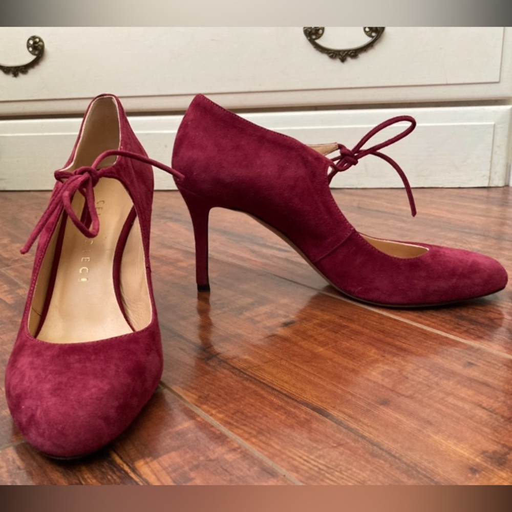 Gorgeous Centodieci Burgundy/Wine Italian suede pumps sz 7